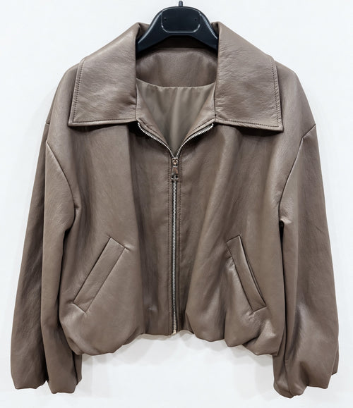 Giacca corta effetto pelle tortora con zip